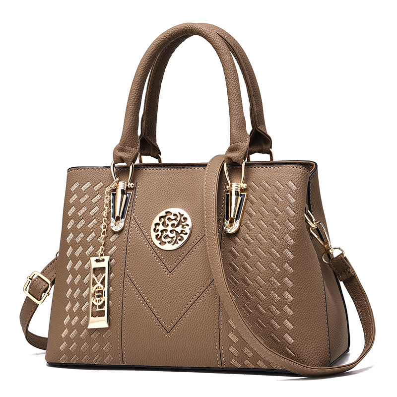 Novo famoso designer de marca  - Luxury Bags England avaliação e preço